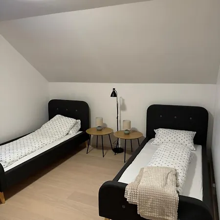 Villa * Lii
